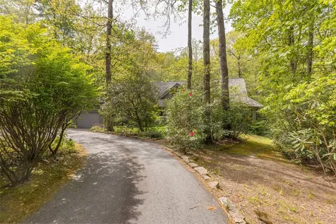 77 Headwater Drive Cashiers NC 28717