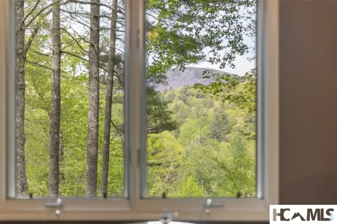 77 Headwater Drive Cashiers NC 28717