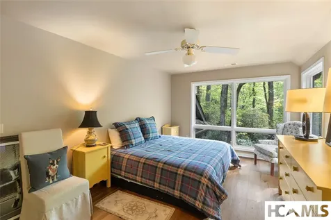 77 Headwater Drive Cashiers NC 28717