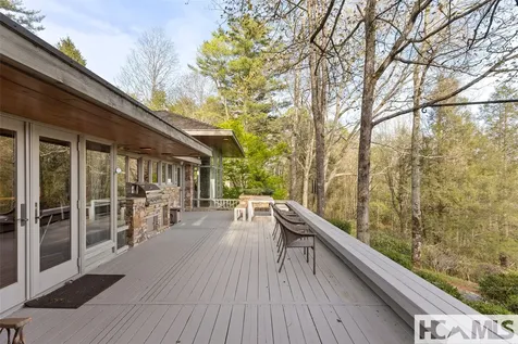 749 Stillmont Circle Cashiers NC 28717