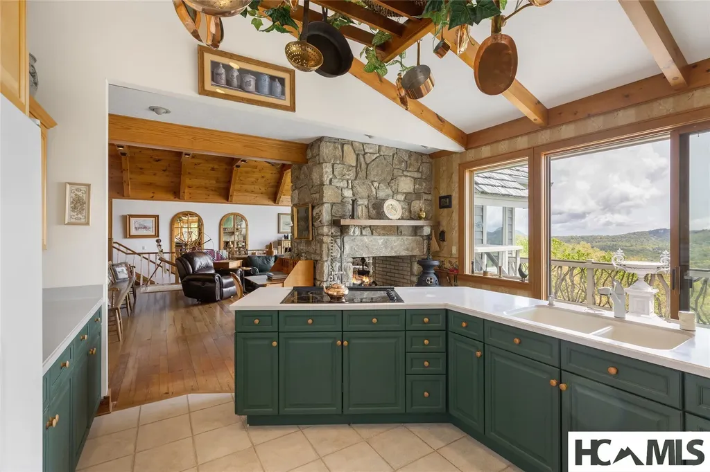 521 Sheepcote Road Cashiers NC 28717