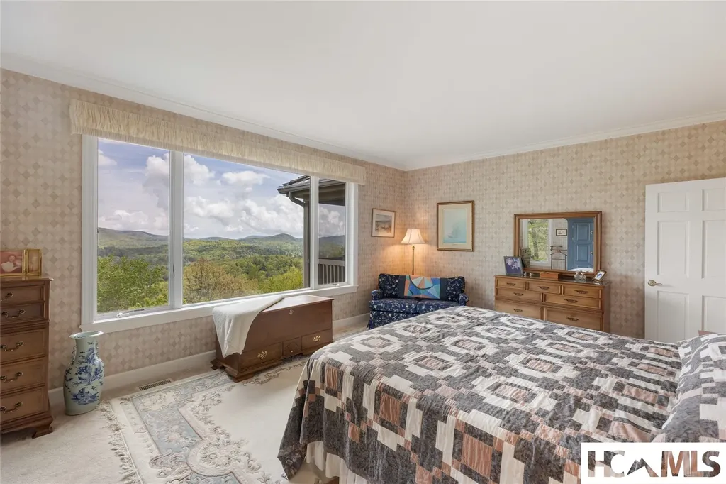 521 Sheepcote Road Cashiers NC 28717