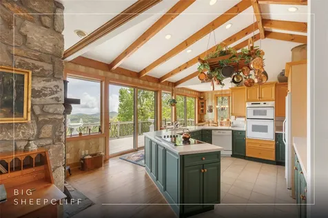 521 Sheepcote Road Cashiers NC 28717