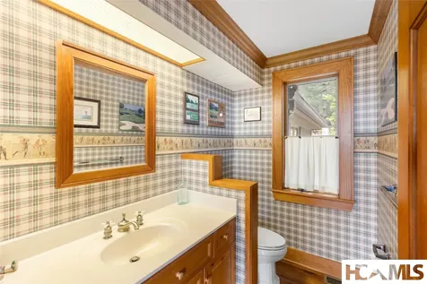 521 Sheepcote Road Cashiers NC 28717