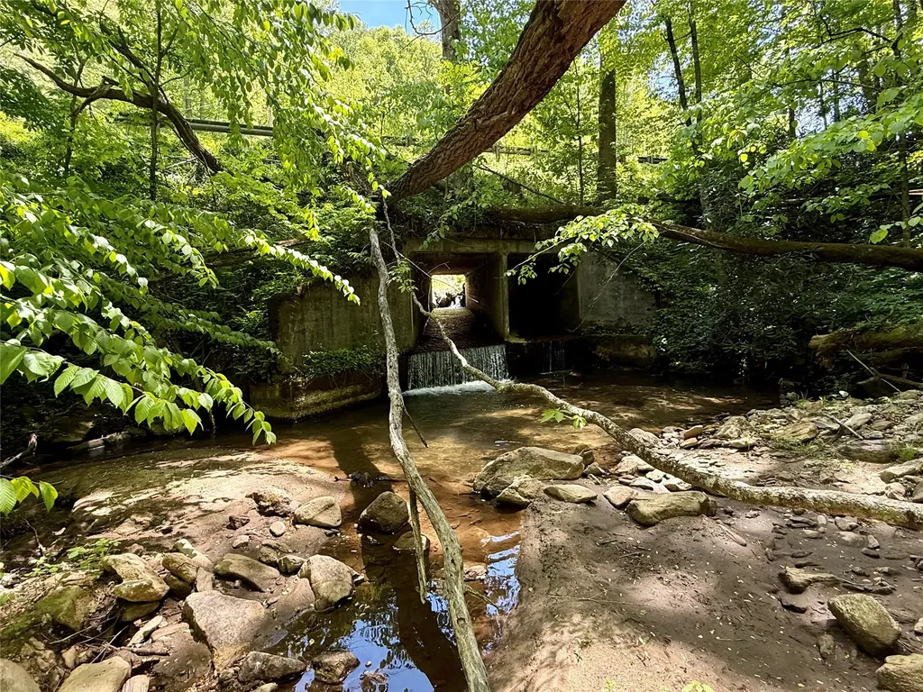1 Highway 107 Highway Glenville NC 28736