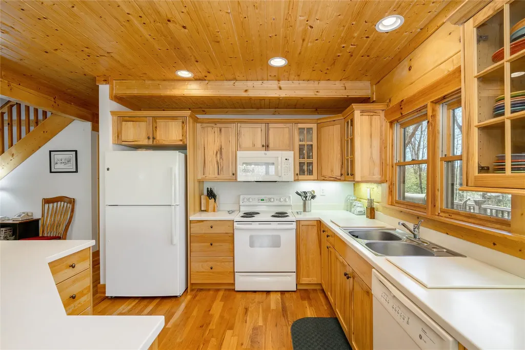 222 High Rock Vista Sapphire NC 28774