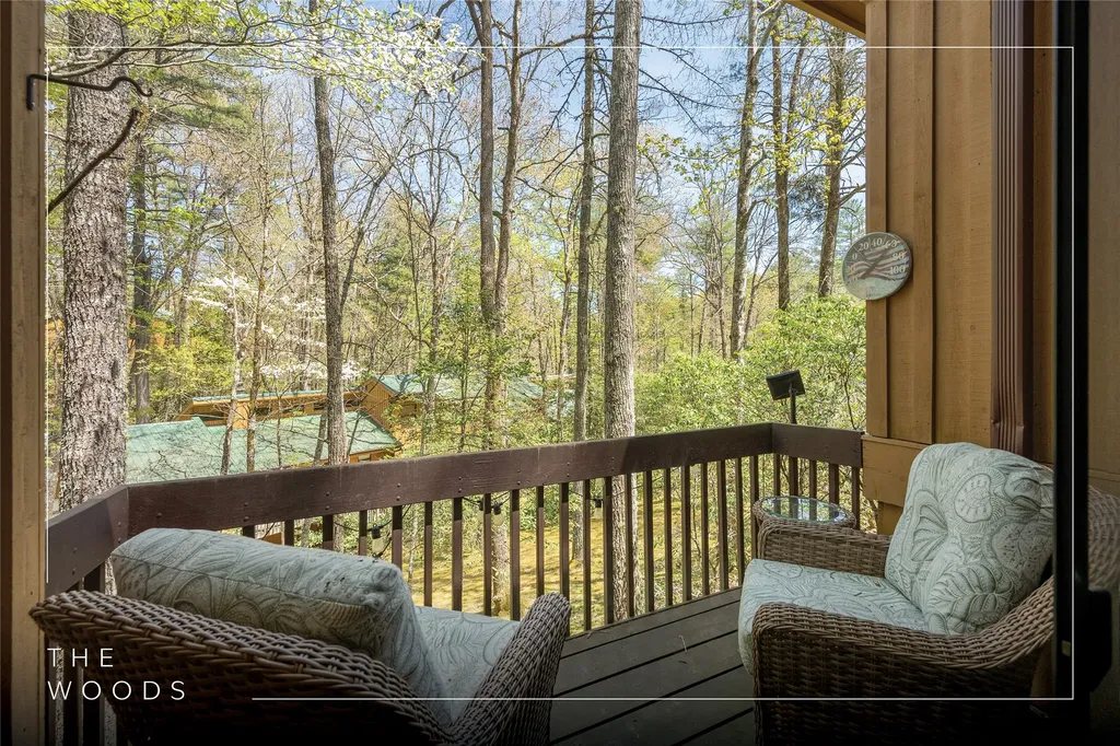15 Lonely Mountain Drive Sapphire NC 28774