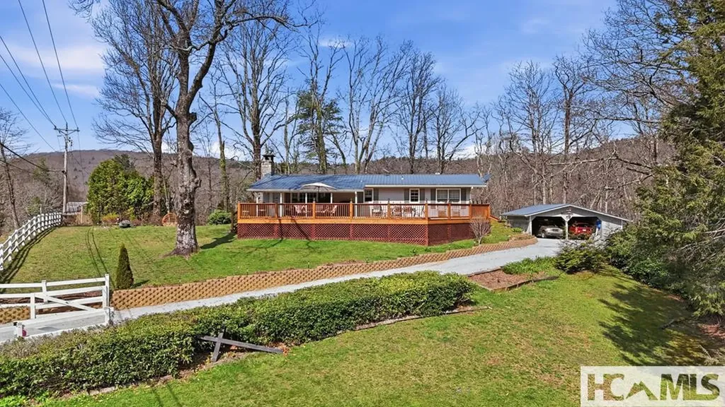 3731 Dillard Road Highlands NC 28741