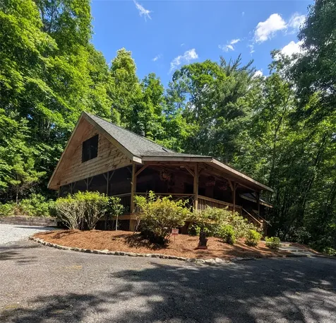 142 Golden Mist Court Sapphire NC 28774