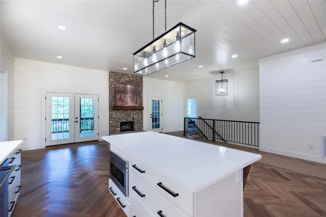 181 Shelby Drive Highlands NC 28741