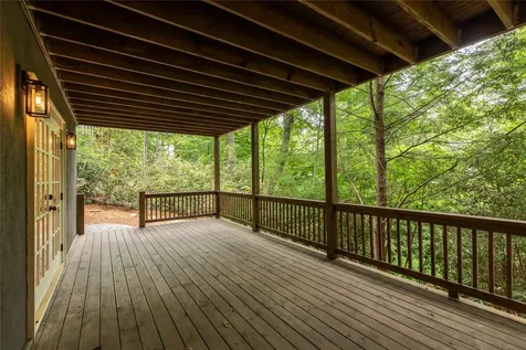 181 Shelby Drive Highlands NC 28741