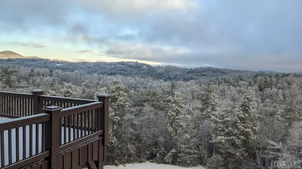 323 Lone Chimney Drive Cashiers NC 28717