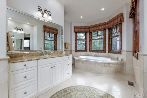 323 Lone Chimney Drive Cashiers NC 28717