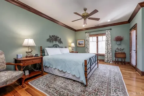323 Lone Chimney Drive Cashiers NC 28717