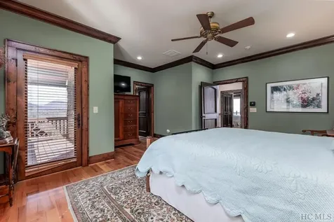 323 Lone Chimney Drive Cashiers NC 28717