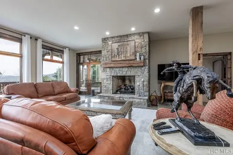 323 Lone Chimney Drive Cashiers NC 28717