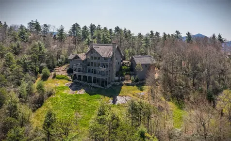 323 Lone Chimney Drive Cashiers NC 28717