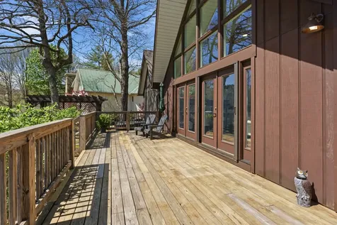 250 Valley Road Cashiers NC 28717