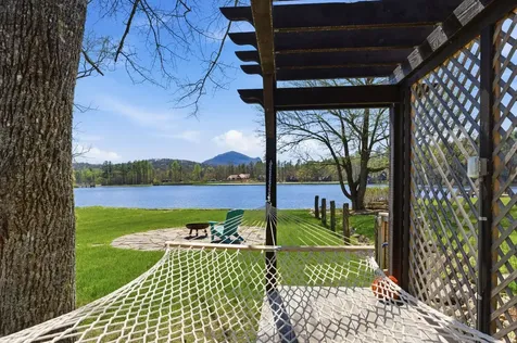 250 Valley Road Cashiers NC 28717