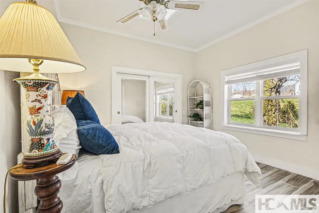 125 Pines Road Scaly Mountain NC 28775