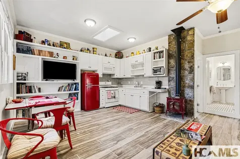 125 Pines Road Scaly Mountain NC 28775