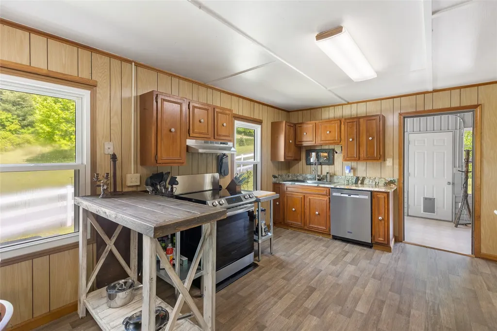 152 Walking Stick Trail Cullowhee NC 28723