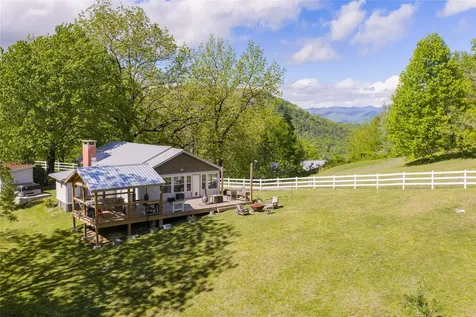 152 Walking Stick Trail Cullowhee NC 28723