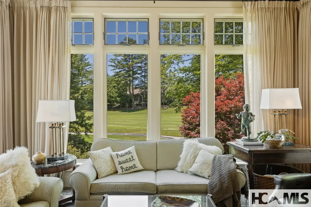 114 Cobb Road Highlands NC 28741