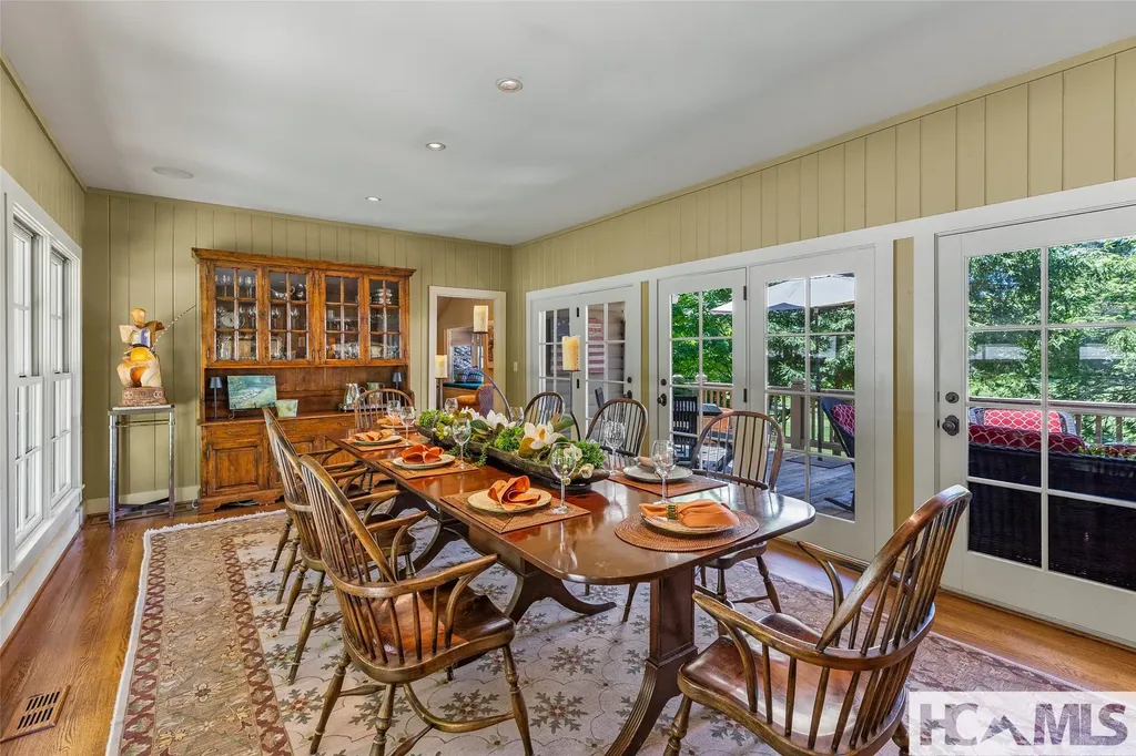 114 Cobb Road Highlands NC 28741
