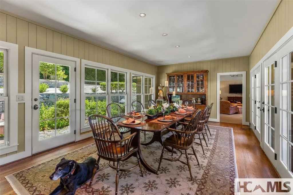 114 Cobb Road Highlands NC 28741