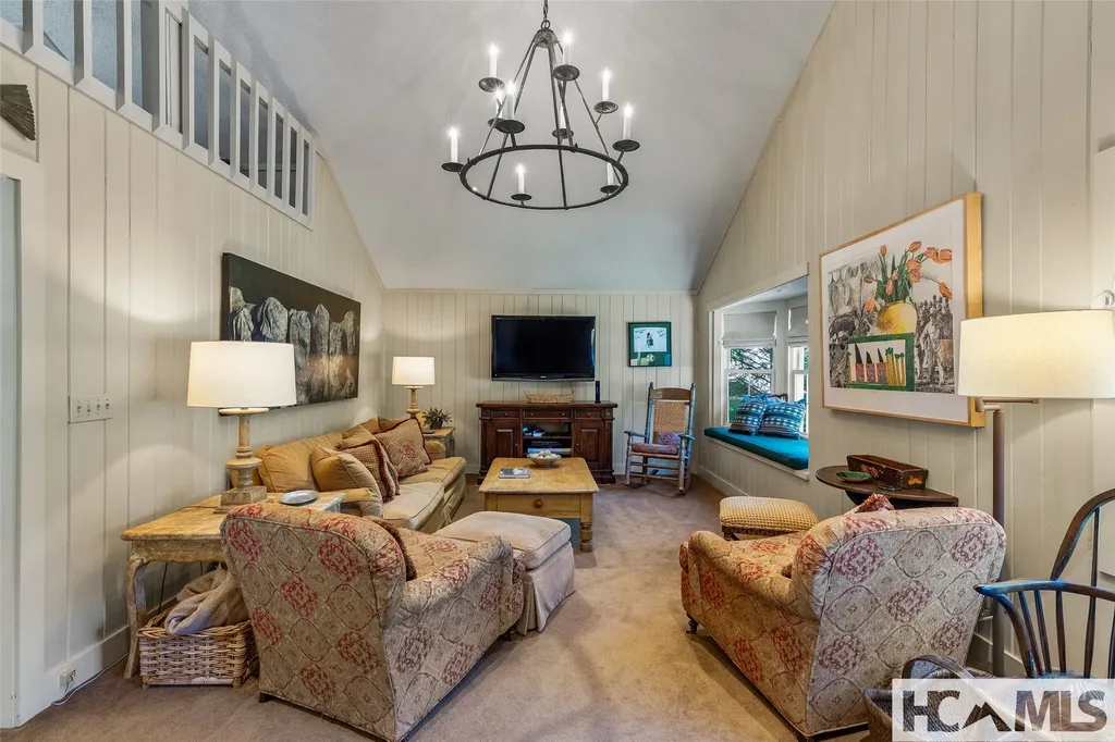 114 Cobb Road Highlands NC 28741