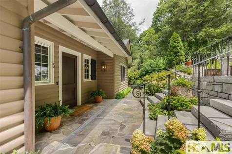 114 Cobb Road Highlands NC 28741