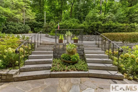 114 Cobb Road Highlands NC 28741