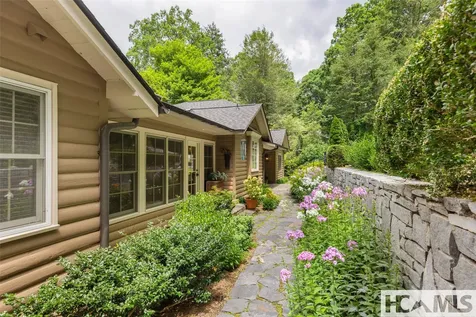 114 Cobb Road Highlands NC 28741