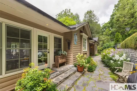 114 Cobb Road Highlands NC 28741