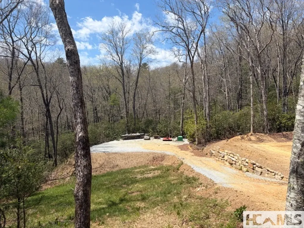 181 Pathkiller Road Lake Toxaway NC 28747