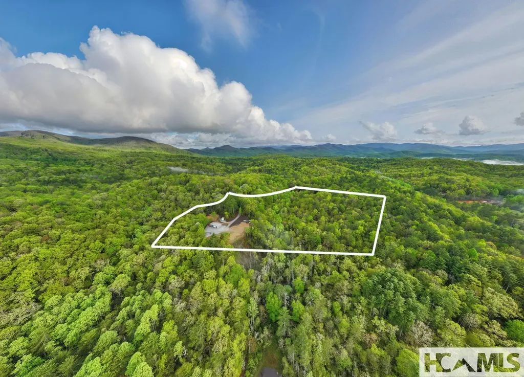 181 Pathkiller Road Lake Toxaway NC 28747