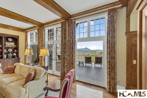 90 Fodderstack Road Highlands NC 28741