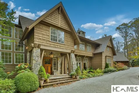 90 Fodderstack Road Highlands NC 28741