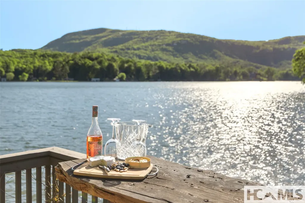 905 Cold Mountain Road Lake Toxaway NC 28747