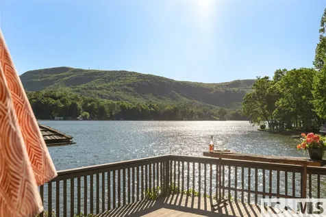 905 Cold Mountain Road Lake Toxaway NC 28747