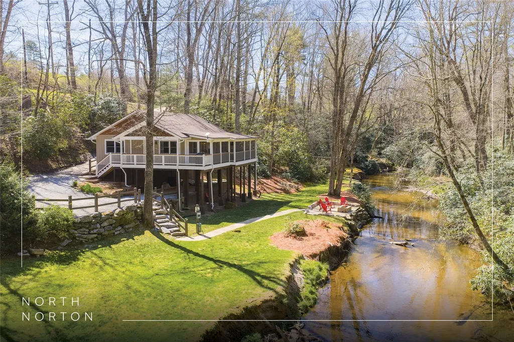 3147 N Norton Road Cullowhee NC 28723