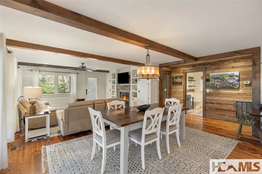 3147 N Norton Road Cullowhee NC 28723