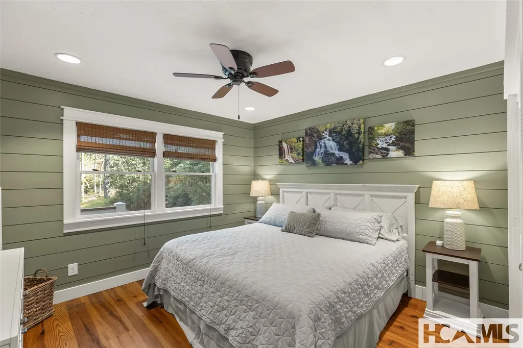 3147 N Norton Road Cullowhee NC 28723