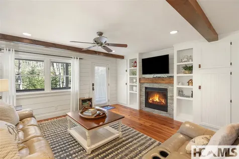 3147 N Norton Road Cullowhee NC 28723