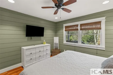 3147 N Norton Road Cullowhee NC 28723