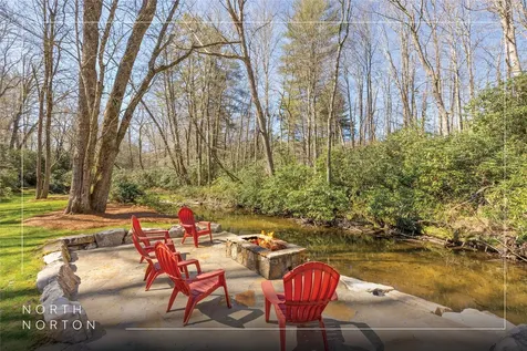 3147 N Norton Road Cullowhee NC 28723