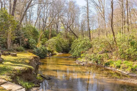 3147 N Norton Road Cullowhee NC 28723