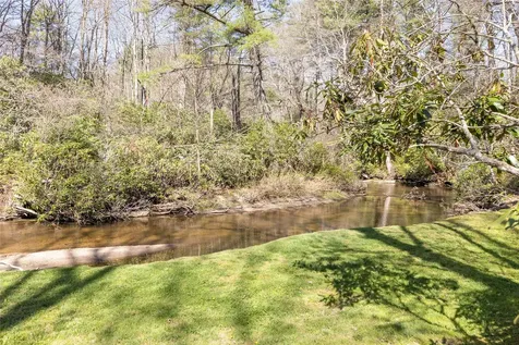 3147 N Norton Road Cullowhee NC 28723