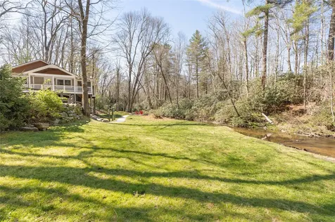 3147 N Norton Road Cullowhee NC 28723